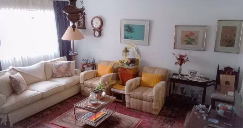 Casa à venda e aluguel em Pinheiros - SP