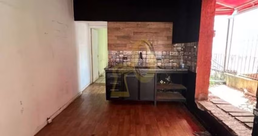 Casa Comercial em Cerqueira César - SP