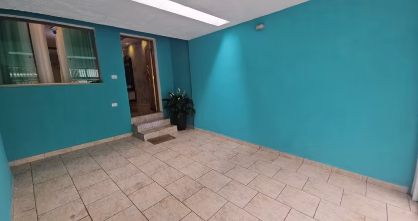 Linda casa com 3 suites e uma vaga de garagem