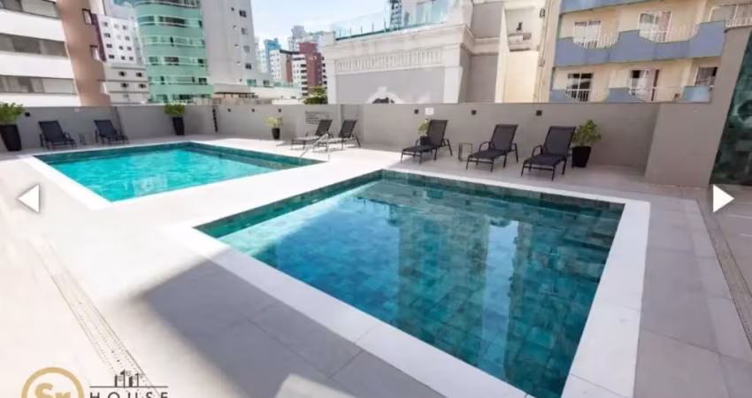 Lindo apartamento na quadra mar com 02 Dormts sendo 1 suíte e 1 vaga na praia central de Balneário Camboriú-SC