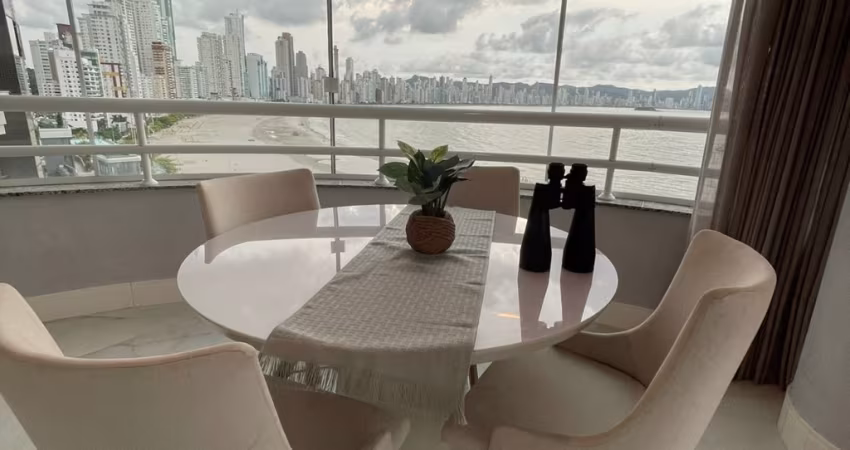 Lindo apartamento com04dornts na frente da proa em Balneário Camboriú