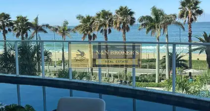 Frente mar brava beach, praia brava de itajaí, itajaí, sc