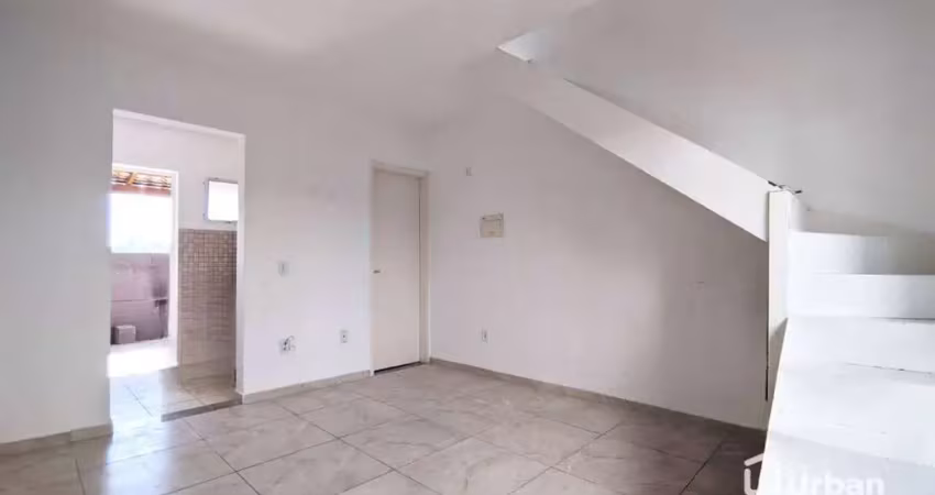 Casa com 2 dormitórios à venda, 50 m² por R$ 220.000,00 - Cotia - Cotia/SP