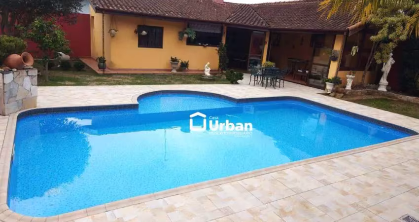 Casa térrea em condomínio 3 quartos sendo 1 suite, piscina e edicula com área gourmet