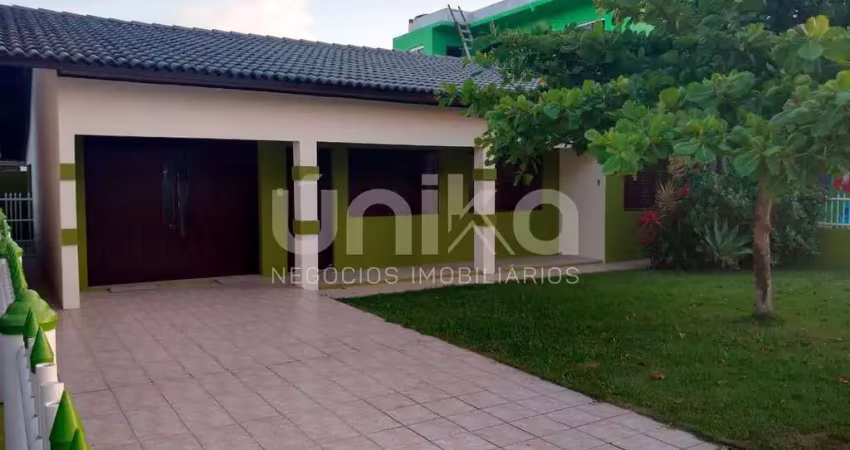Casa com 3 quartos à venda na Arroio do Silva, 123, Arroio do Silva, Balneário Arroio do Silva