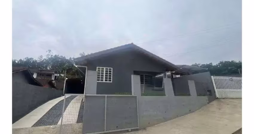 Casa com 3 quartos para alugar na RUA BAURU, 30, Dona Clara, Timbó