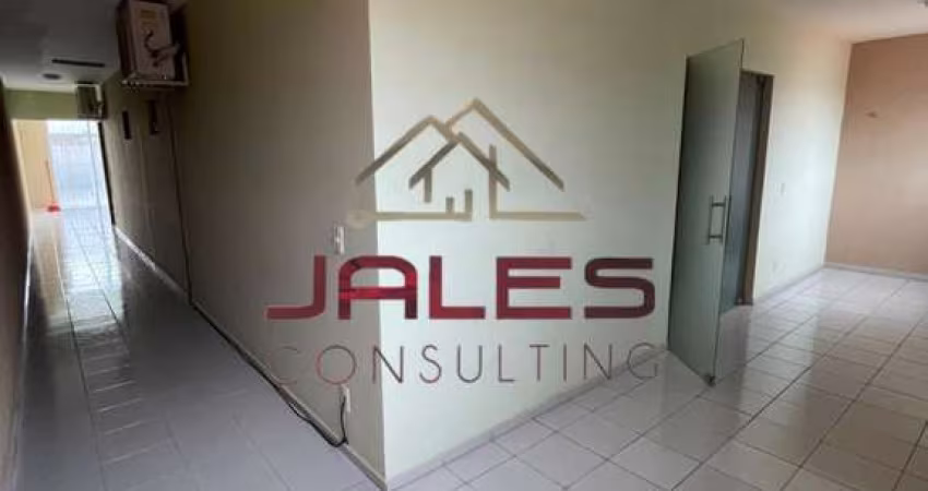 Casa com 240m², no bairro da Lagoa Seca, em Natal/RN
