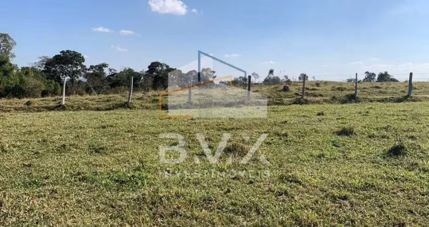Vendo enorme área de 178.400 m², bairro caputera, ótima para chácaras, loteamento, ou replantio de árvores. sorocaba