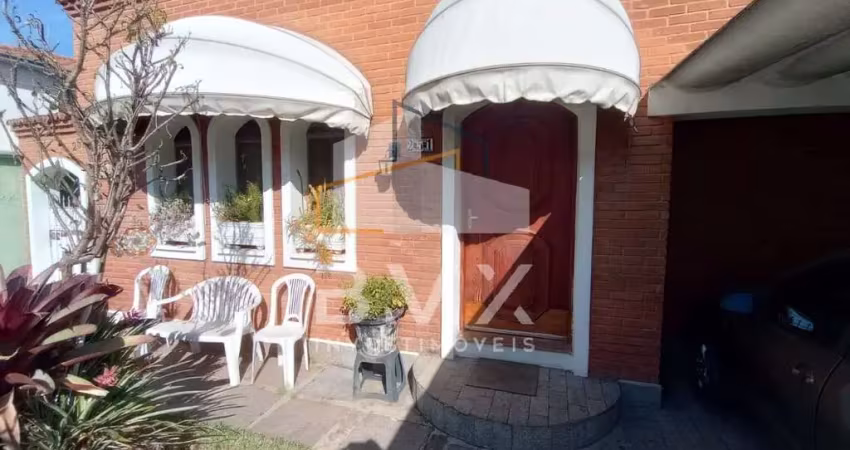 Casa à venda em são roque-sp, jardim bandeirantes: 2 quartos, 2 salas, 1 banheiro, 1 lavabo, 1 vaga de garagem, 132m². imperdível!