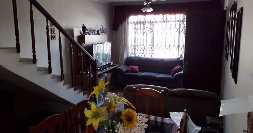 SOBRADO À VENDA 170m² 3 quartos (1 suíte) NO LAUZANE
