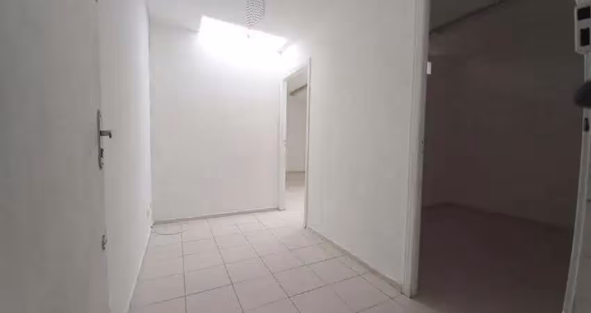 Sala comercial de 45m² para locação, localizada em um ponto estratégico ao lado do terminal de ônibus e metrô santana.