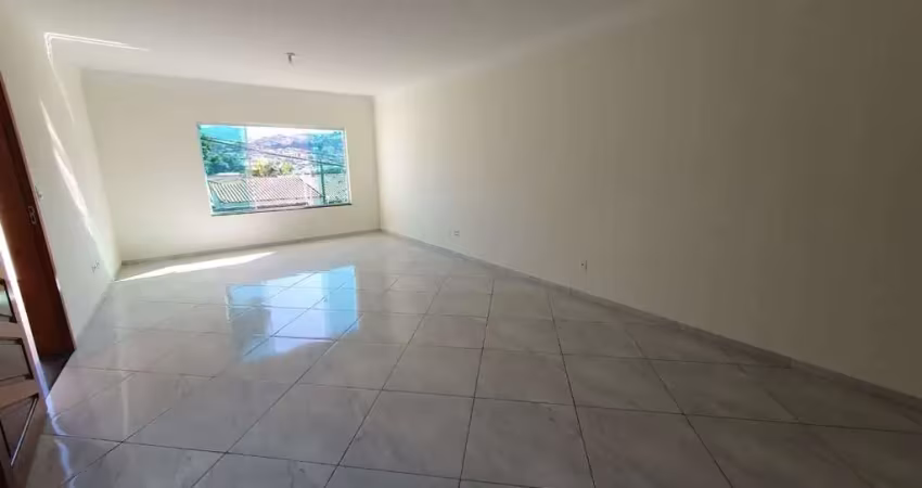 Alugo  sobrado novo tremembé, 3suites sendo 1 com sacada, 5 vagas de garagem
