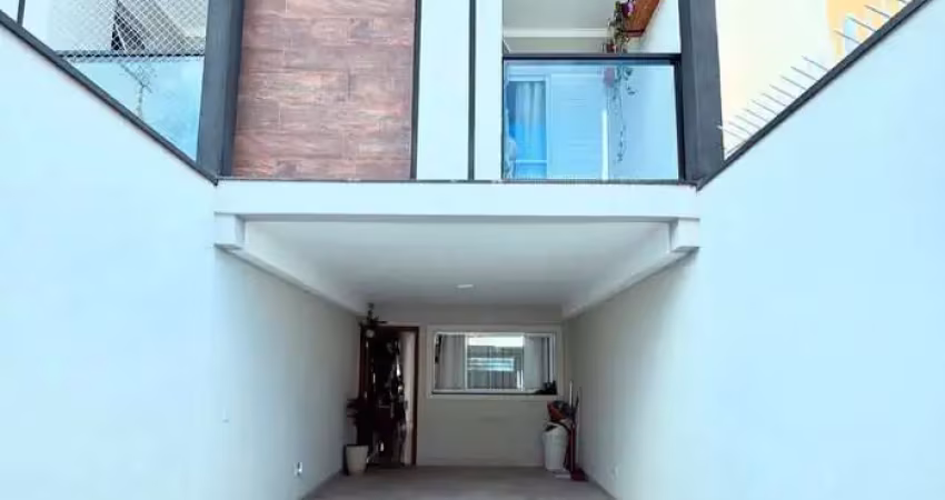 Vendo sobrado com 3 suites 2 vagas portão automático, cozinha planejada 2 lavabos