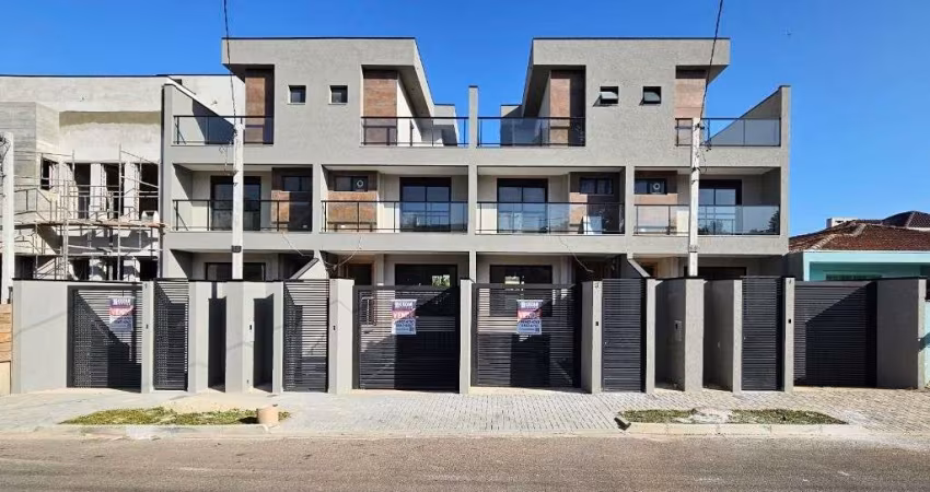 Sobrado com 3 dormitórios à venda, 254 m² por R$ 1.200.000,00 - Bom Retiro - Curitiba/PR
