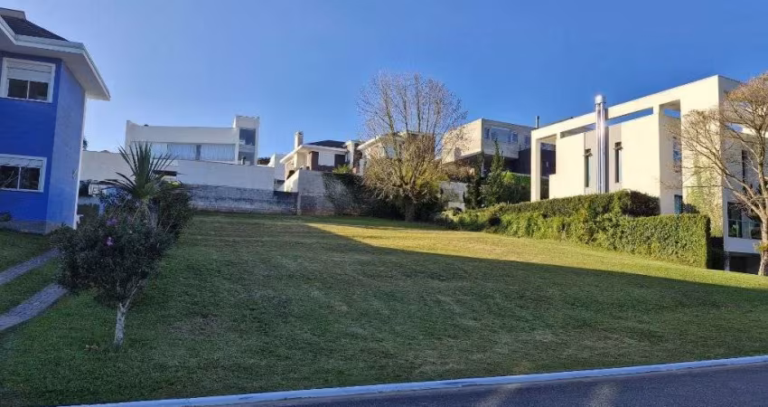 Terreno à venda, 738 m² por R$ 1.800.000,00 - Alphaville Graciosa - Pinhais/PR