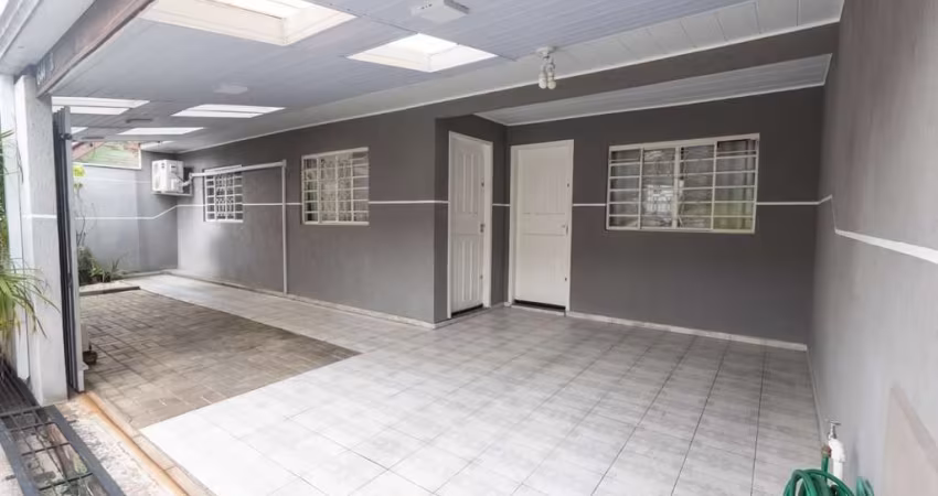 Casa à venda com 2 dormitórios  por R$ 350.000 - Bairro Alto - Curitiba/PR