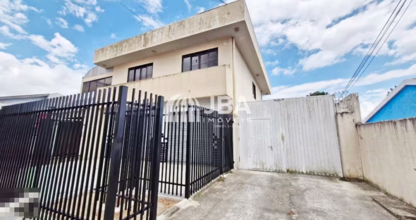 SOBRADO COM TERRENO DE 783,75M²  PROX CORREIO BOQUEIRÃO