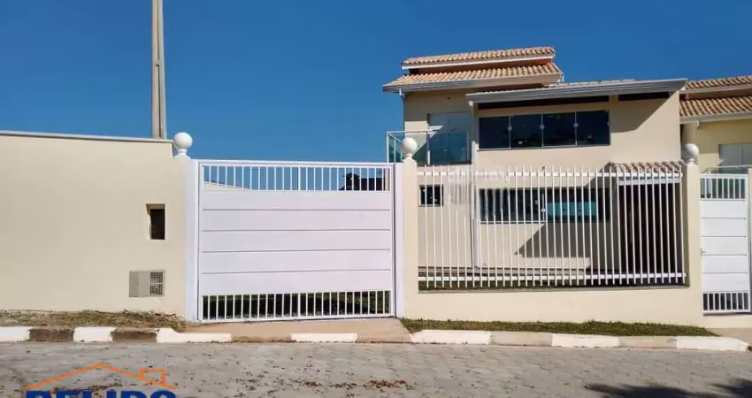 Casa à venda em Mairiporã, aceita financiamento bancário.
