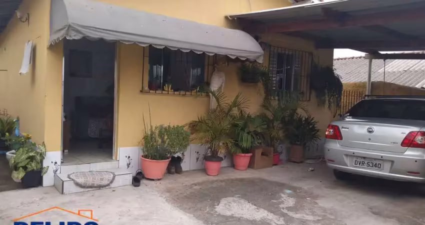Casa à venda ou locação em Terra Preta escriturada.