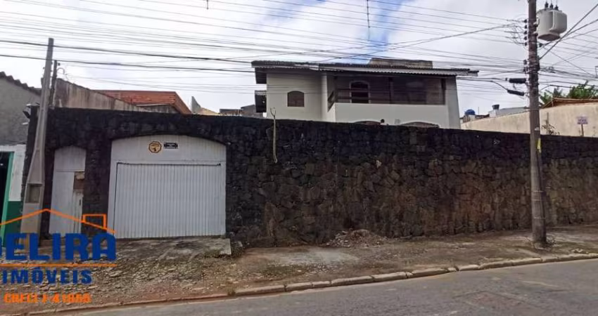 Casa no centro de Terra Preta, apta para financiamento bancário