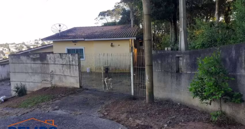 Casa térrea apta para financiamento bancário com 2 dormitórios.