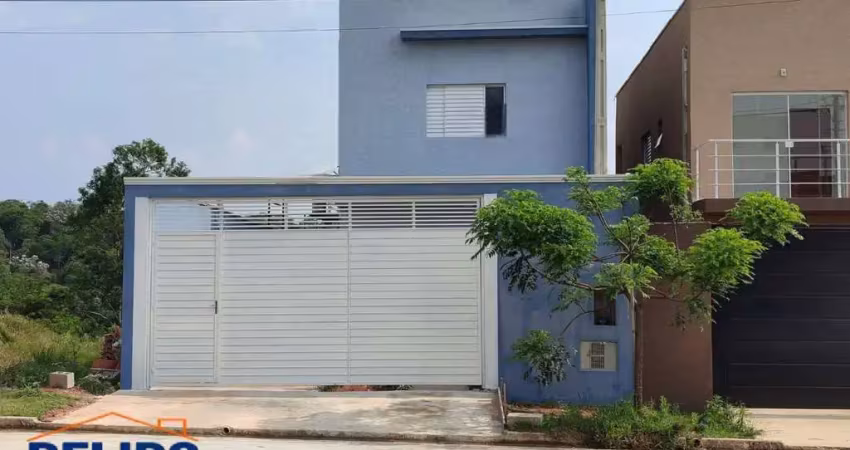 Casa à venda com 2 suítes apta a financiamento bancário.