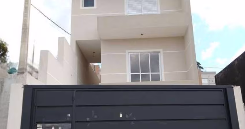 Sobrado à venda em uma ótima localização em Terra Preta.
