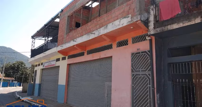 Casa em Mairiporã com 2 Suítes Espaçosas: Conforto e Privacidade