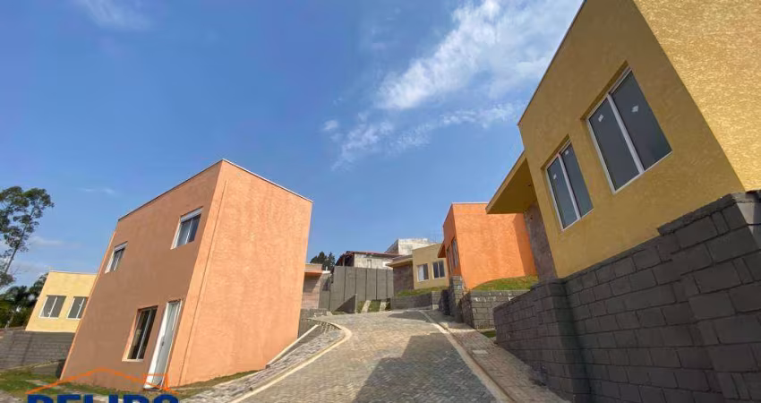 Encante-se com Esta Maravilhosa Casa em Condomínio Fechado em Atibaia