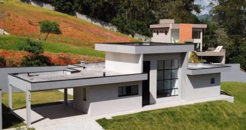 Excelente Casa em Condomínio Fechado - Quintas da Boa Vista