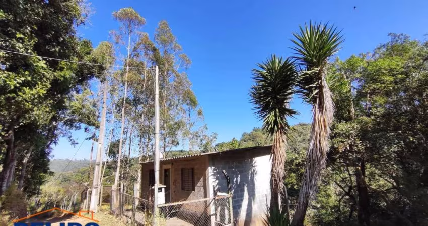 Chácara à Venda em Lugar Arborizado - 5.000 m² por R$ 180 Mil
