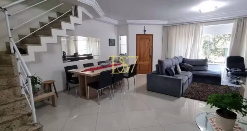 Sobrado a VENDA - Baeta Neves - 203m² AC - 4 Vagas - OPORTUNIDADE