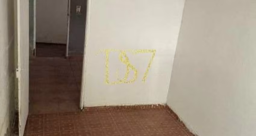 Casa antiga para Venda - Santa Terezinha - 2 quartos 1 vaga. 5 x19