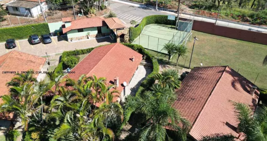 Casa em Condomínio para Venda em Cabreúva, Chacara do Pinhal, 4 dormitórios, 1 suíte, 3 banheiros, 2 vagas