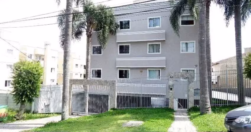 Excelente apartamento com 02 vagas de garagens com armários na cozinha e nos quartos