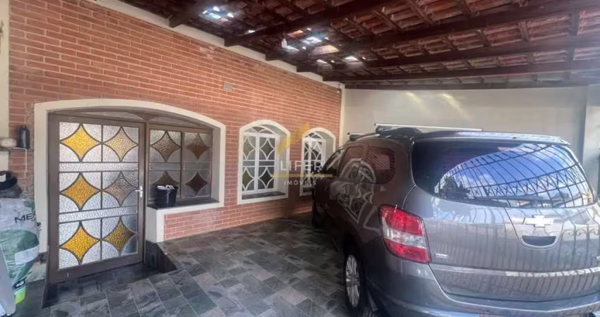 Casa com 2 quartos à venda na Rua São Pedro, 94, Jardim São Matheus, Vinhedo
