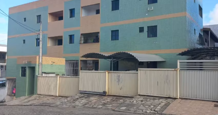 Excelente apartamento de três quartos para locação .
