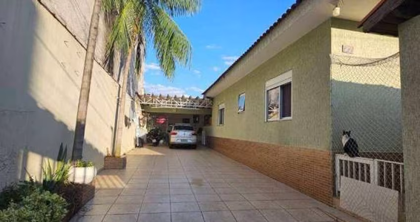 Casa com 2 dormitórios à venda, 253 m² por R$ 680.000 - Jardim Las Vegas - Guarulhos/SP