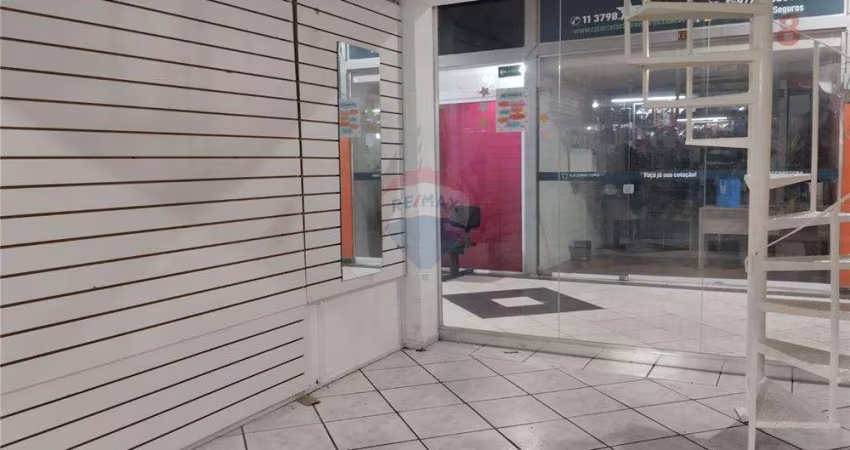 Loja com 52 m² em São João Clímaco