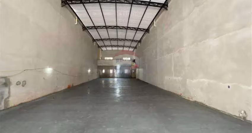 Galpão para alugar 313 m² e 7 metros de pé direito - jardim zaira - mauá/sp