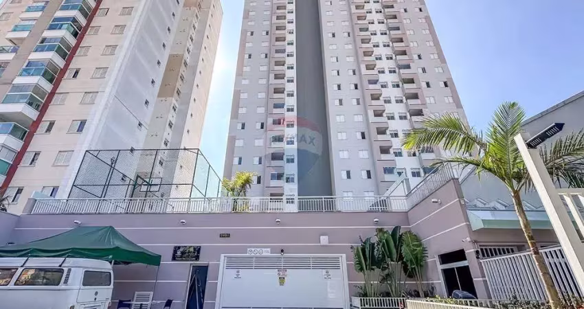 Apto com 2 dormitórios, 1 banheiro, varanda com churrasqueira