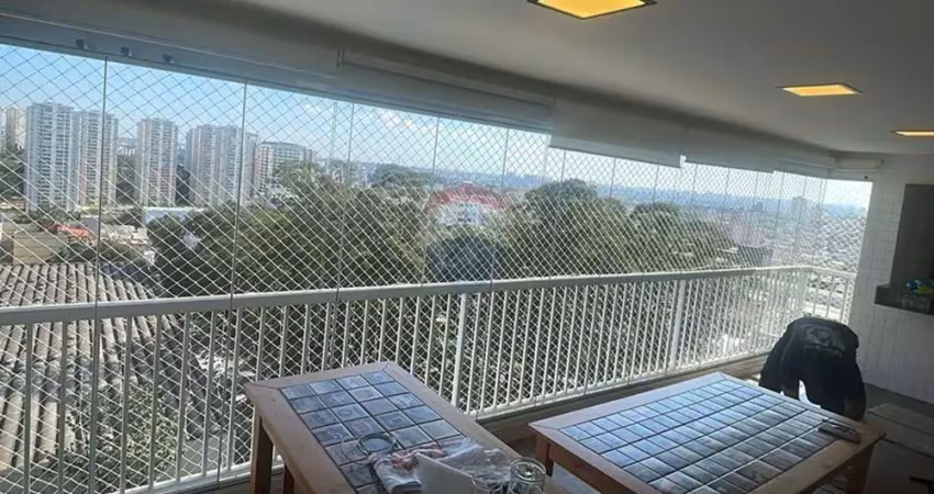 Lindo apartamento 124m² com 3 dormitórios sendo um deles suite e duas vagas de garagem