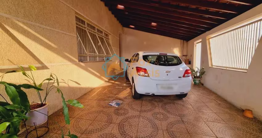 Casa com 3 quartos à venda na Rua São Simão, Cariobinha, Americana