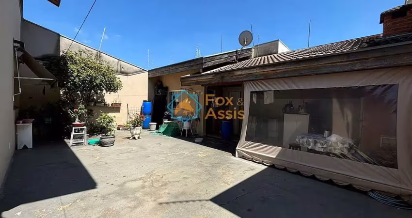 Casa com 3 quartos à venda na Rua Florizo Furlan, Jardim Dona Regina, Santa Bárbara D'Oeste