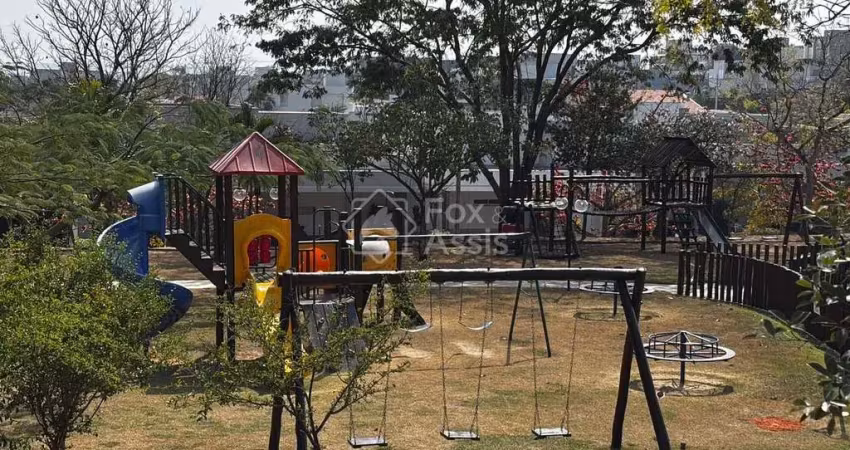 Terreno em condomínio fechado à venda na Avenida Comendador Thomaz Fortunato, Chácara Letônia, Americana