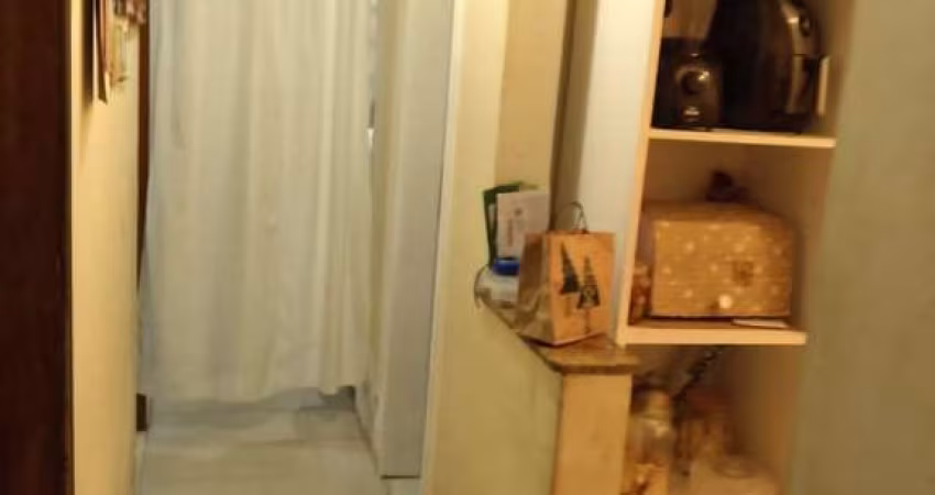 CASA EM PIRATININGA (VENDA)