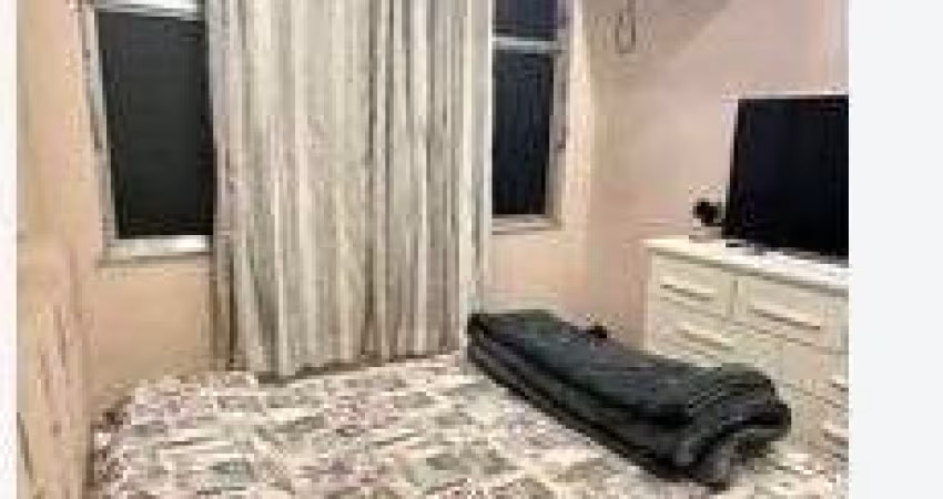 Apartamento, 2 Quartos Endereço: Visconde de Itaboraí. Bairro: Centro Cidade: Niterói - RJ