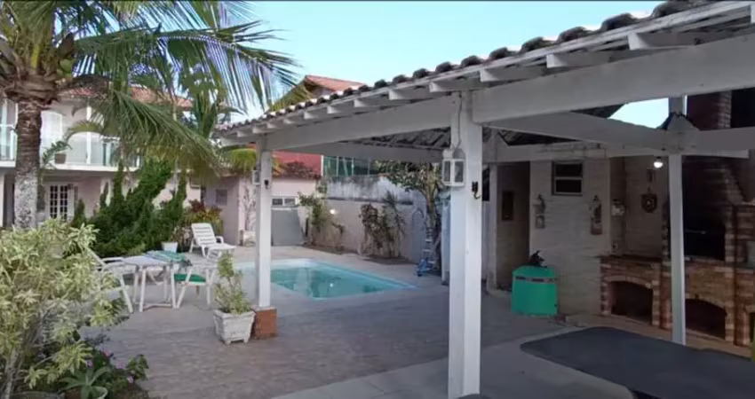 ALUGO CASA DE PRAIA EM MARICÁ