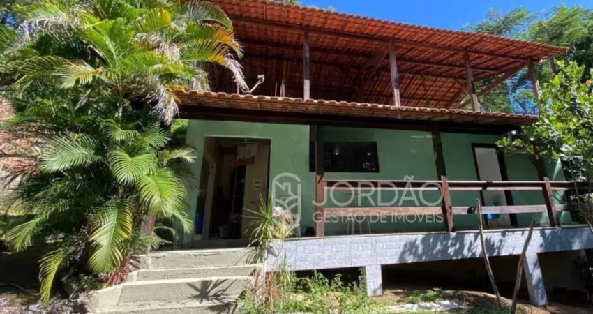 CASA, 3 DORMITÓRIOS