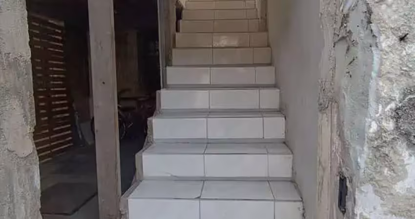 Casa com 3 quartos à venda na Rua Marechal Floriano Peixoto, 1, Covanca, São Gonçalo